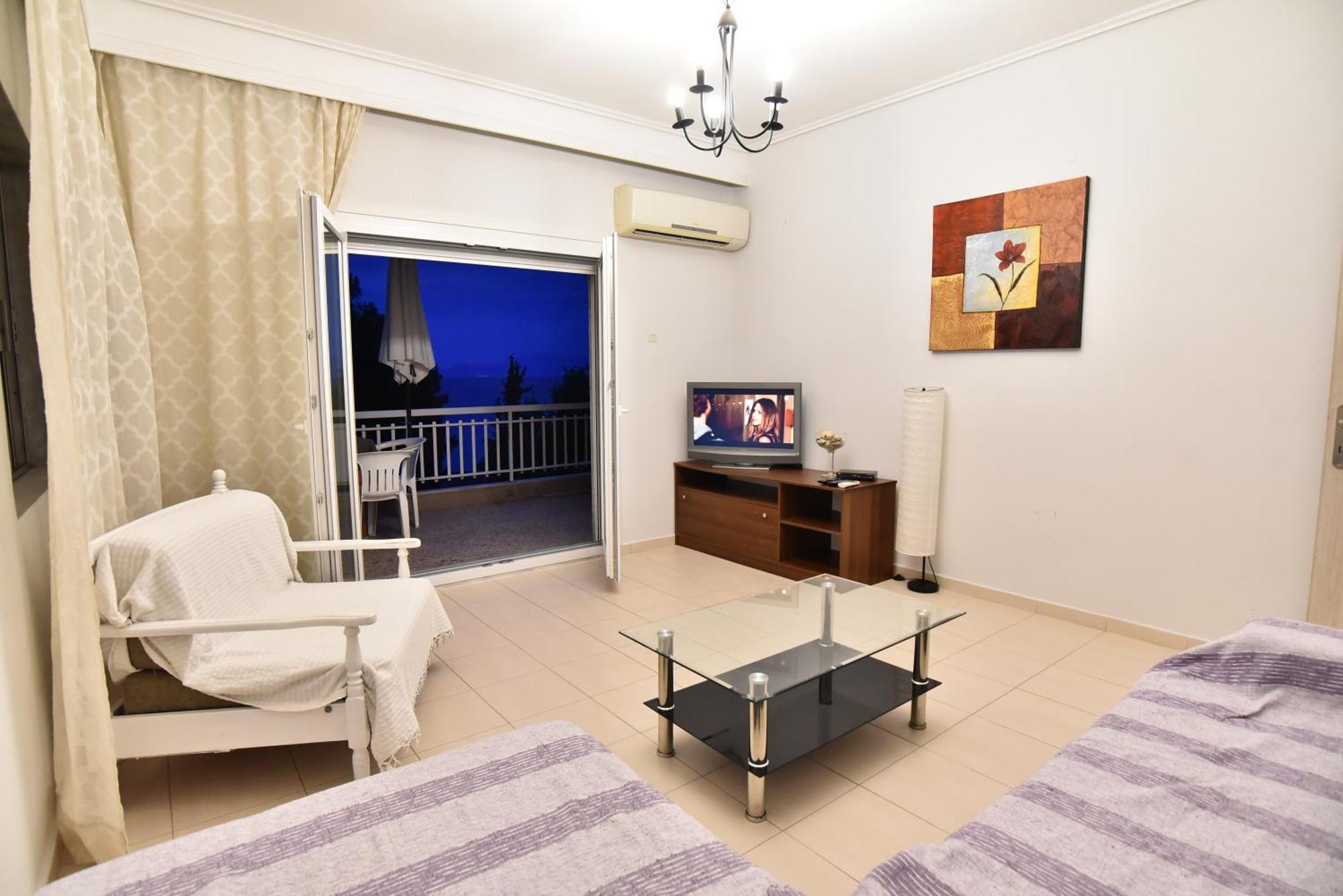 Luca Apartments PalaiónTsiflíkion Extérieur photo